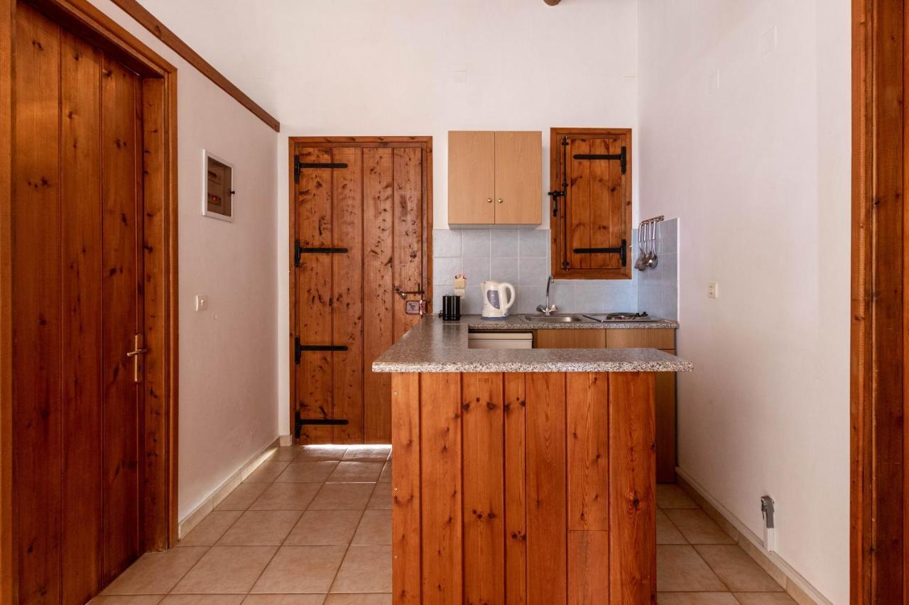 Porto Kalamitsi Stone-Built Bungalows Кардамили Екстериор снимка